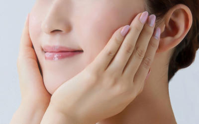 美肌になりたい女性