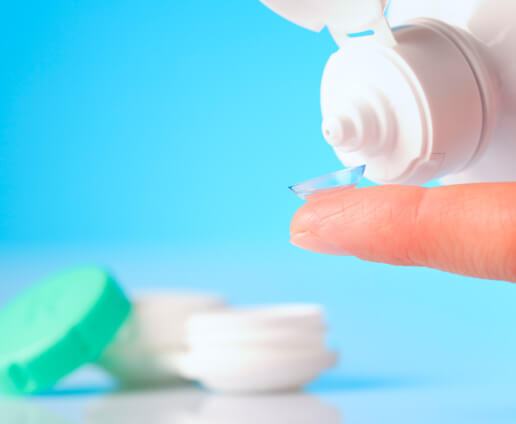 保護コンタクトの装着