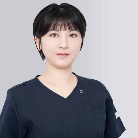 手術の技術力はもちろん、
お客様に寄り添える医師でありたいと考えております。