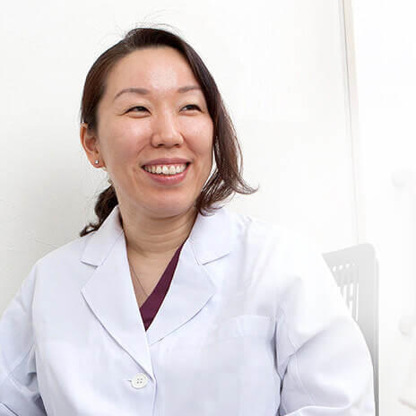 お客さまの不安を取り除けるようなカウンセリングを常に心がけています。
施術の質問や不安なことがあれば気軽にご相談ください。