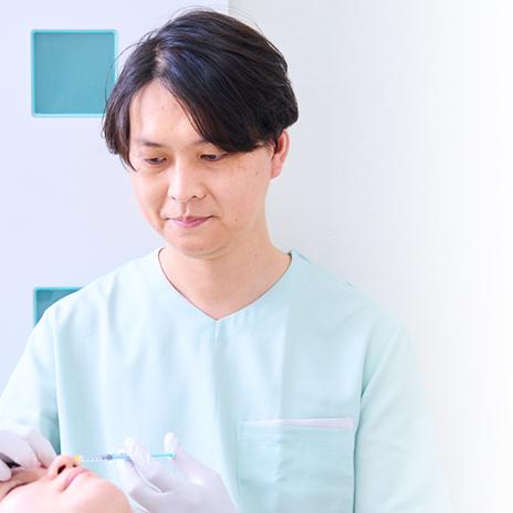 形成外科専門医として10年以上腕を磨き、満を持して美容医療の道へ
信頼と実績の医療技術でお客様をさらなる高みへ導きます
